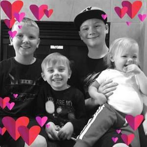 Meet your Posher, Sherry